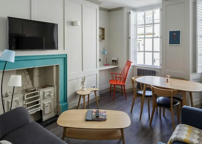 Dream Stays Bath - Beau Street